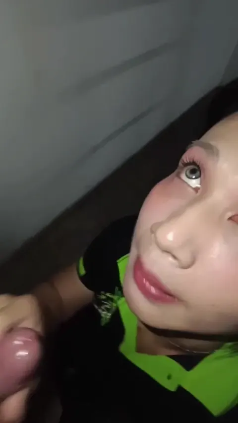 những lần lét lút với chị máy bay 1995 chưa chồng ở chỗ làm hồi hộp quá - phần 6